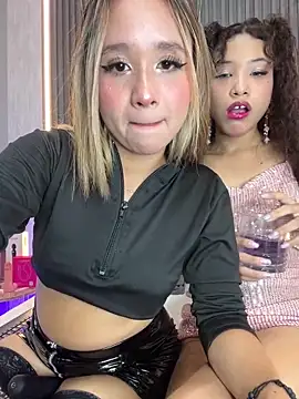 MelanieRoah online show from 03.12.26