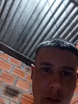 Snapshot of Mateus3040 chatting on 10.02.25 Mateus3040 online show from 10.02.25