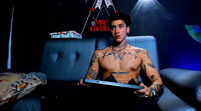 JUSTIN FULLER1 online show from 12.17.24