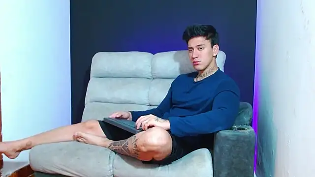 JUSTIN FULLER1 online show from 02.02.26