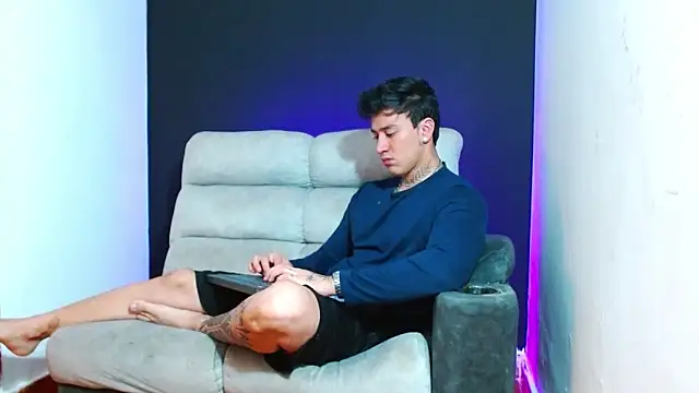 JUSTIN FULLER1 online show from 02.03.26