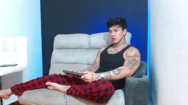 Snapshot of JUSTIN_FULLER1 chatting on 05.12.26 JUSTIN FULLER1 online show from 05.12.26