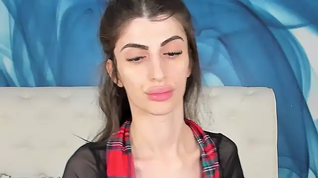 SkinnyDolly online show from 11.16.25