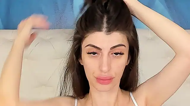 SkinnyDolly online show from 11.24.25