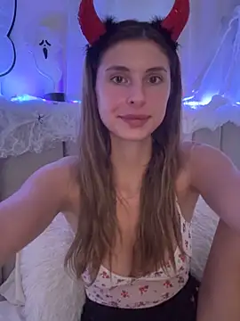 emma05 online show from 10.30.25