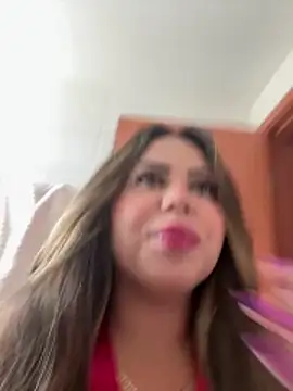 Snapshot of lariic chatting on 02.26.26 lariic online show from 02.26.26