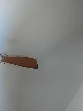 Snapshot of bogland33 chatting on 01.18.26 bogland33 online show from 01.18.26