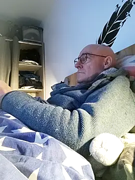 Snapshot of bogland33 chatting on 01.31.26 bogland33 online show from 01.31.26