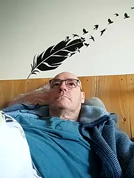 Snapshot of bogland33 chatting on 02.06.26 bogland33 online show from 02.06.26