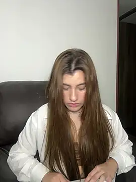 ARITOO  online show from 02.10.25