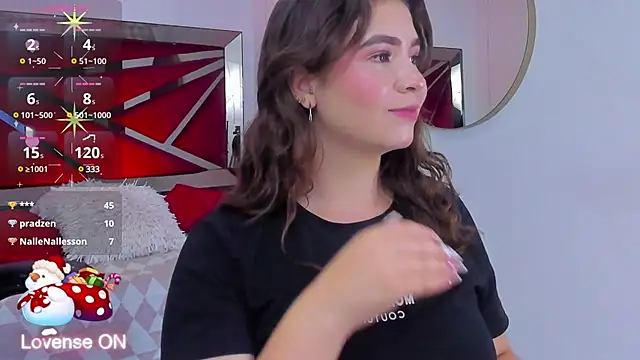 Snapshot of KarenPautt chatting on 12.26.24 KarenPautt online show from 12.26.24