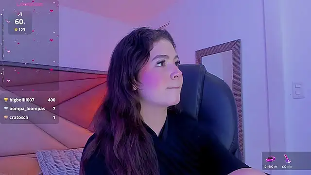 Snapshot of KarenPautt chatting on 03.15.25 KarenPautt online show from 03.15.25