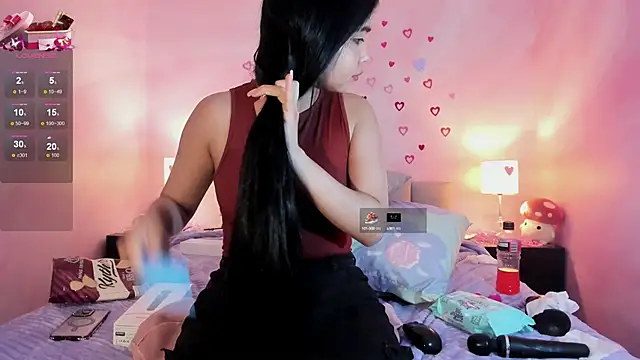 Snapshot of AuroraFiore chatting on 02.06.25 AuroraFiore online show from 02.06.25