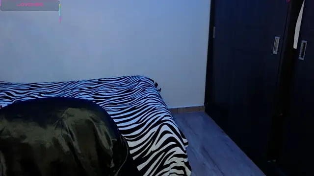 Snapshot of Amber_Lovely chatting on 10.02.25 Amber Lovely online show from 10.02.25