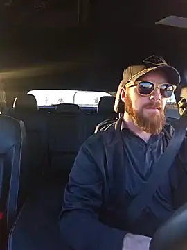 Snapshot of SirYummy18 chatting on 01.16.25 SirYummy18 online show from 01.16.25