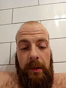 Snapshot of SirYummy18 chatting on 01.17.25 SirYummy18 online show from 01.17.25