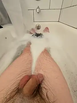 Snapshot of SirYummy18 chatting on 01.19.25 SirYummy18 online show from 01.19.25