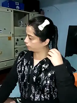 Snapshot of Elvishcassie_ chatting on 03.09.25 Elvishcassie online show from 03.09.25