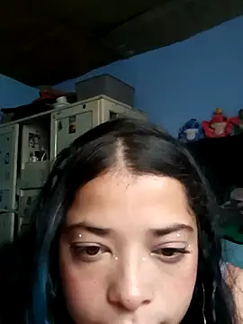 Snapshot of Elvishcassie_ chatting on 04.03.26 Elvishcassie online show from 04.03.26