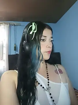 Snapshot of Elvishcassie_ chatting on 05.21.26 Elvishcassie online show from 05.21.26