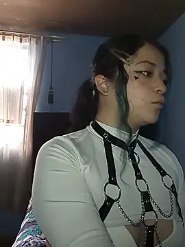 Snapshot of Elvishcassie_ chatting on 05.22.26 Elvishcassie online show from 05.22.26