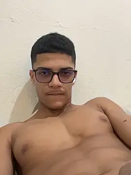 Snapshot of Naka300 chatting on 03.14.25 Naka300 online show from 03.14.25