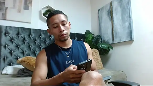 Snapshot of richar_voller chatting on 09.24.25 richar voller online show from 09.24.25