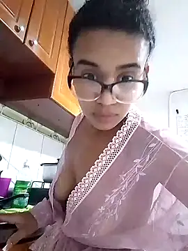 Snapshot of evafoxs chatting on 12.15.24 evafoxs online show from 12.15.24