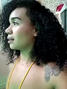 Snapshot of evafoxs chatting on 12.29.24 evafoxs online show from 12.29.24