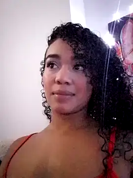 Snapshot of evafoxs chatting on 02.17.25 evafoxs online show from 02.17.25