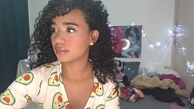 Snapshot of evafoxs chatting on 03.04.25 evafoxs online show from 03.04.25