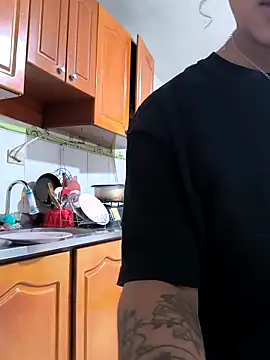 Snapshot of evafoxs chatting on 09.09.25 evafoxs online show from 09.09.25