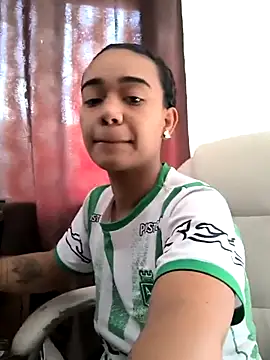 Snapshot of evafoxs chatting on 10.26.25 evafoxs online show from 10.26.25