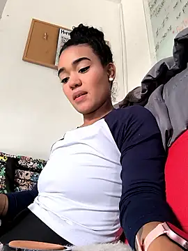 Snapshot of evafoxs chatting on 12.04.25 evafoxs online show from 12.04.25