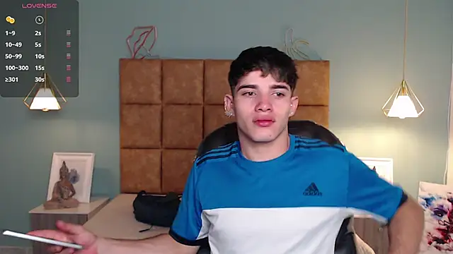 AlejooTwink online show from 01.10.25