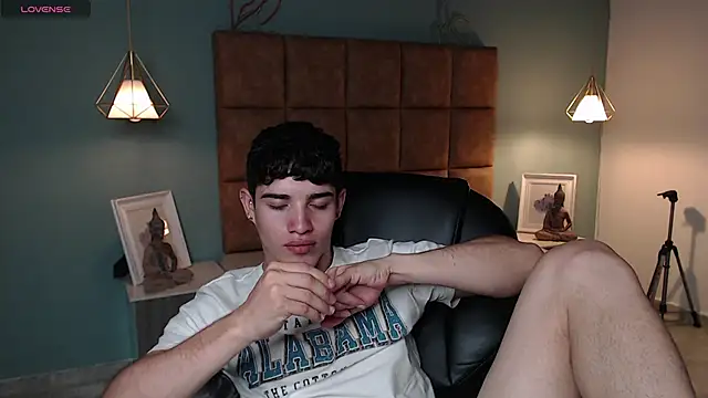 AlejooTwink online show from 02.12.25