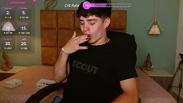 Snapshot of AlejooTwink chatting on 03.23.25 AlejooTwink online show from 03.23.25