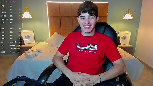 AlejooTwink online show from 09.28.25