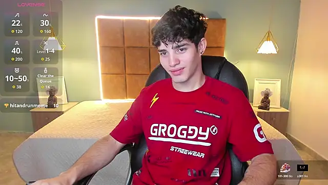 Snapshot of AlejooTwink chatting on 11.12.25 AlejooTwink online show from 11.12.25