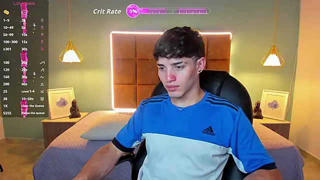 Snapshot of AlejooTwink chatting on 12.22.25 AlejooTwink online show from 12.22.25