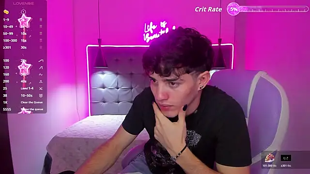 Snapshot of AlejooTwink chatting on 12.23.25 AlejooTwink online show from 12.23.25