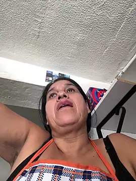 Snapshot of siri_duque chatting on 04.22.26 siri duque online show from 04.22.26