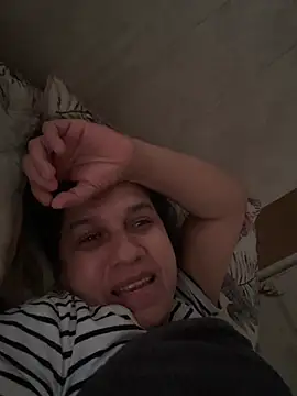 Snapshot of siri_duque chatting on 04.30.26 siri duque online show from 04.30.26