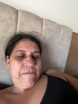 Snapshot of siri_duque chatting on 05.15.26 siri duque online show from 05.15.26