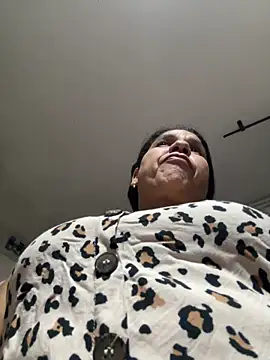 Snapshot of siri_duque chatting on 05.24.26 siri duque online show from 05.24.26