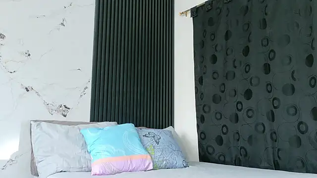 Noah tyler  online show from 02.05.26