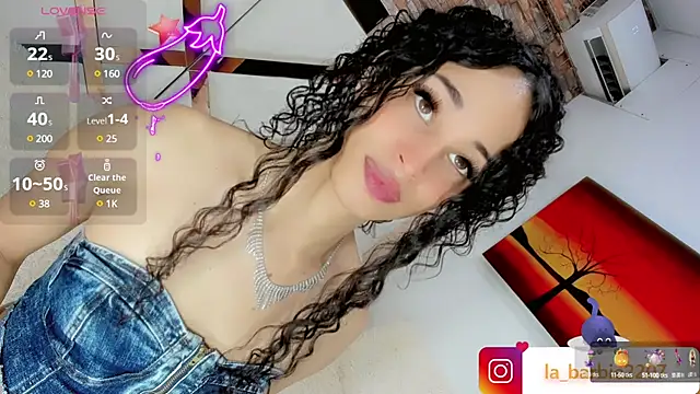 Snapshot of barbiedolls_x chatting on 02.21.25 barbiedolls x online show from 02.21.25
