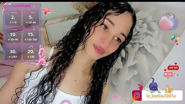 Snapshot of barbiedolls_x chatting on 03.22.25 barbiedolls x online show from 03.22.25