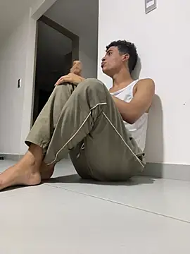 Leo bunny hot online show from 02.01.25