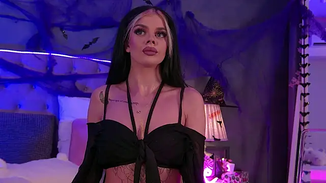 IvyRaven online show from 10.29.25